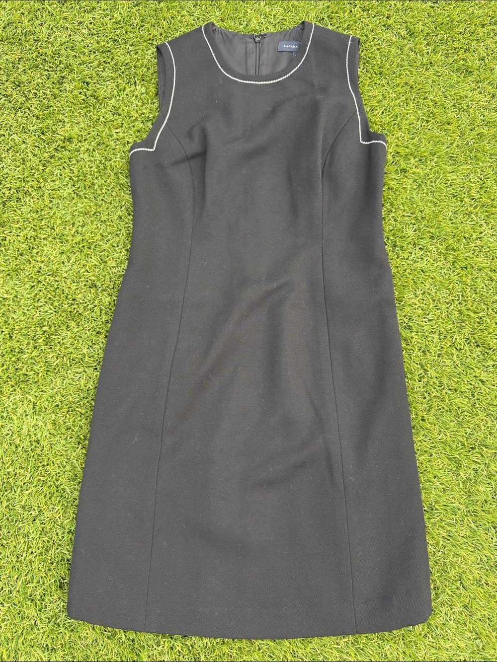Banana Republic Black Sleeveless Sheath Dress with White Contrast Trim